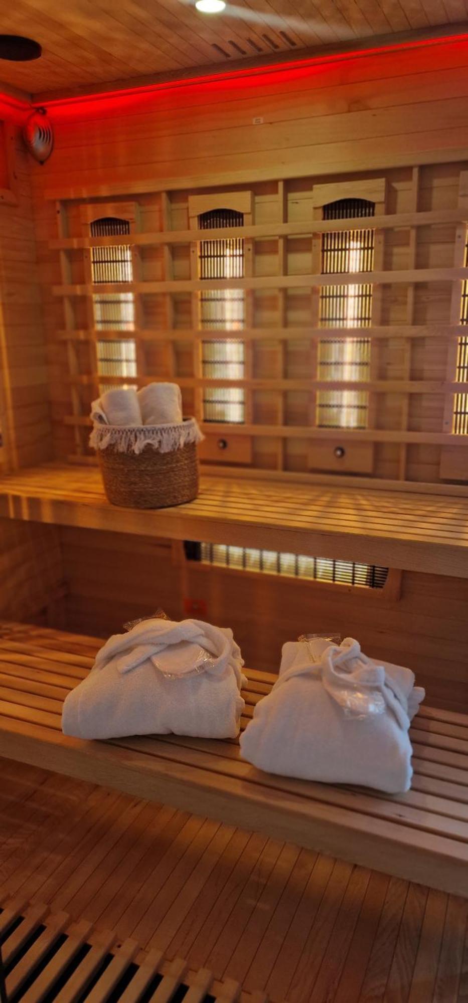 Spa Love Ceglana 1 A Sauna,,Jaccuzi Dla Dwojga Na Wylacznosc Зелёна-Гура Экстерьер фото